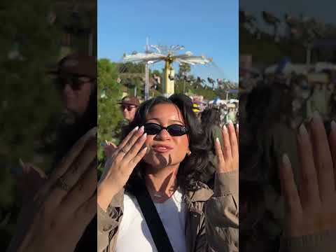 Nardwuar get his Flowers ! #nardwuar #tylerthecreator #campfloggnaw #shorts