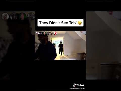 how did Harry(W2S) didn't see Tobi?!