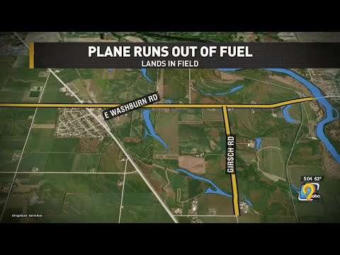 Small plane makes emergency landing in Black Hawk Co.