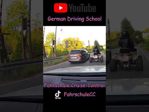 Quad near crash because of Volkswagen didn´t see him - German Driving School