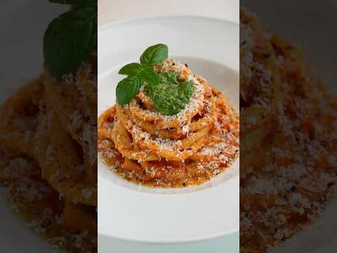 Garlic, Tomatoes, and EVOO Pasta