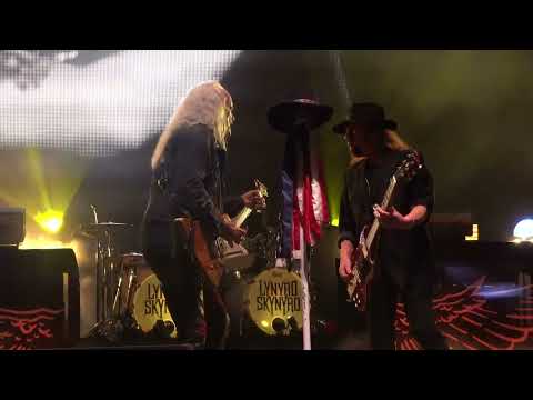 Gary Rossington's Last Performance with Lynyrd Skynyrd (Free Bird)