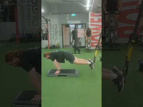 lower abs knee drive