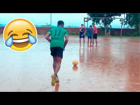 FUNNY FOOTBALL FAILS, SKILLS & GOALS #33