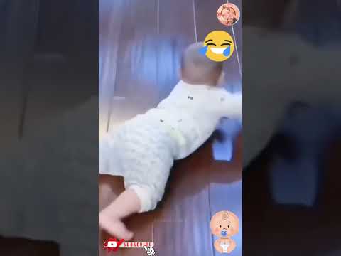 baby funny walk 🤣🤣 || #cute #shortsfeed #funny