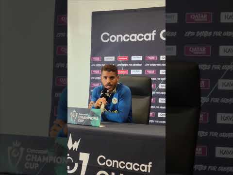 "No es excusa", dice Jonathan dos Santos sobre el césped sintético del Estadio Independencia