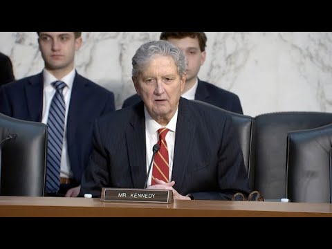 Kennedy questions Fed Chair Powell on Covid response, de-banking in Banking