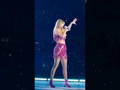 Taylor Swift performing "Blank Space" - The Eras Tour