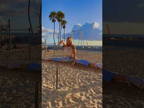 GYMNASTICS on the beach!!!❤️🤸🏝️do you like gymnastics??! #ninjakidztv #ninjafam #viral #gymnastics