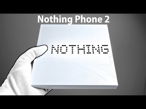 Nothing Phone (2) Unboxing & Gameplay Look