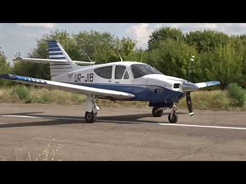 Airplanes have returned to the abandoned, abandoned ROTMISTRIVKA airfield in Ukraine Rockwell