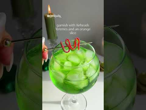 Leprechaun Spritz #cocktails #shorts