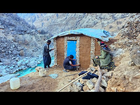 Nomadic Life: Decorating the Hut Front & Outdoor Cooking with Fatima 🔥🌿