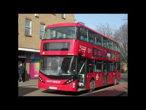 Enviro 400 City BYD Electric EV London United RATP BCE47163e LD72UFY Sits at Clapham Junction Stand