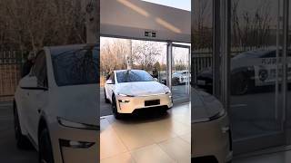 New Tesla Model Y Arrival at Showroom for Display | #teslamodely2025 #teslamodely