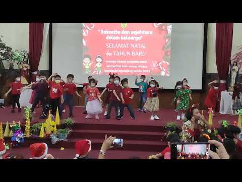 Dance Performance by TK B Yosef Sang Timur