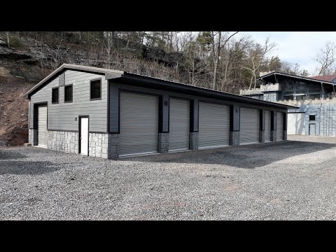 Closing in a shed building