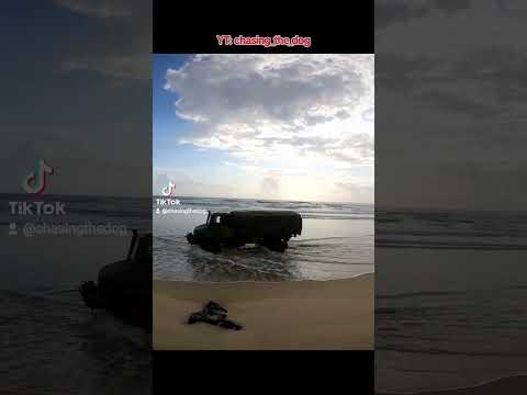 Ngkala rocks ,unimog having a bath on fraser island #adventure #unimog #fraser #offroad #moglife