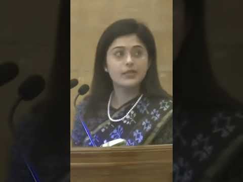 IAS Surabhi Gautam speech  in Rashtrapati bhavan present president Ramnath kovind #ias #motivation