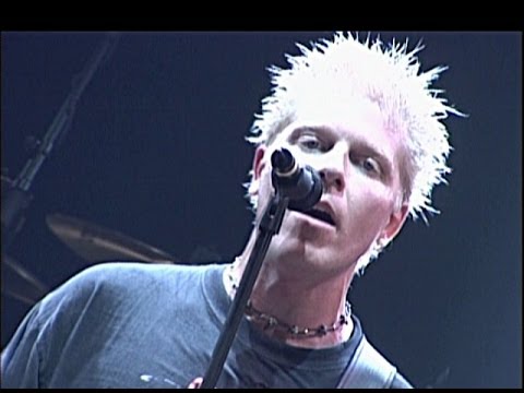 The Offspring - Pretty Fly (For A White Guy) 1998 Live Video HQ