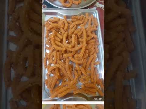 Popular South Indian Snacks at home#ytshort#explore#treding#food#cooking#weddingcelebration#viral