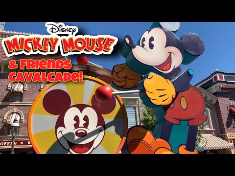 [HD] UPDATED Mickey and Friends Cavalcade at Disneyland Park 2022