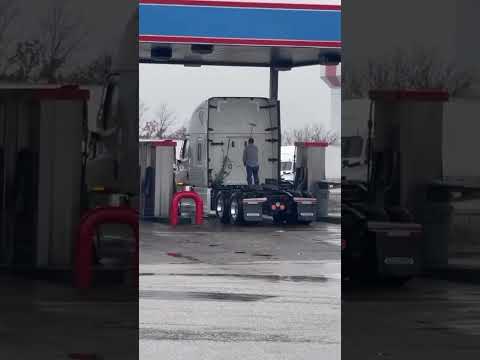 TRUCKING Episode  |  FREE truck wash with 50 gallon of diesel.  lol