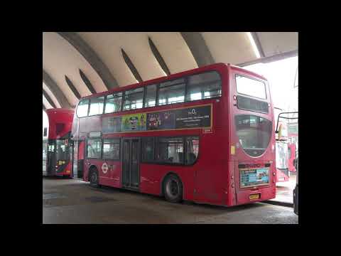 Enviro 400 TUK (Ex-Abellio) 9526 SN12AAY London Underground Central Line RR CL4 Sits at Newbury Park