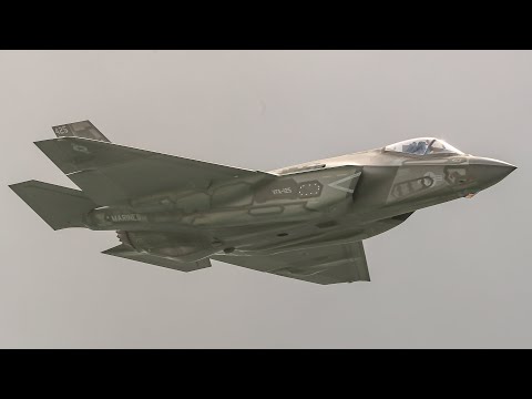 US NAVY F-35C DEMO PACIFIC AIRSHOW Huntington Beach 2023 - 4K