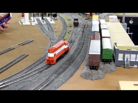 Memphis model railroad club's huge HO-scale layout