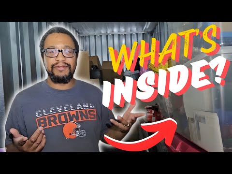 I Bought An Abandoned Storage Unit At A Live STORAGE WARS Auction!