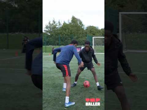 Rate this skill out of 10 #1v1 #soccer #football