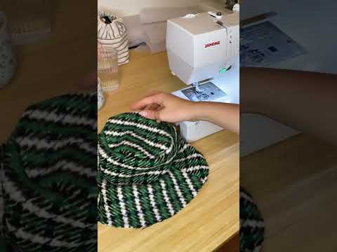 Sewing a bucket hat 🪡 #sewing #sew #sewinginspiration #buckethat #nähen #nähinspiration