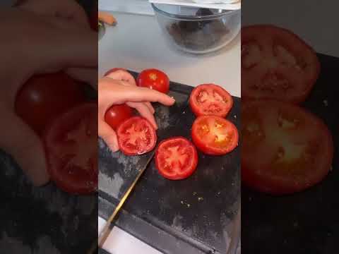 Domateste hormon tavan yapmış 😱 işte Hormonlu Domates nasıl görünüyor izleyelim 🍅