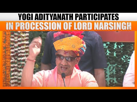 LIVE: CM Yogi Adityanath Participates in Procession of Lord Narsimha in Gorakhpur | Holi Celebration