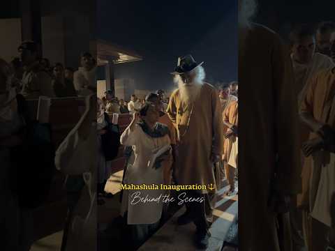 Sadhguru meets with volunteers in preparation for 54-foot Mahashula inauguration on Makara Sankranti