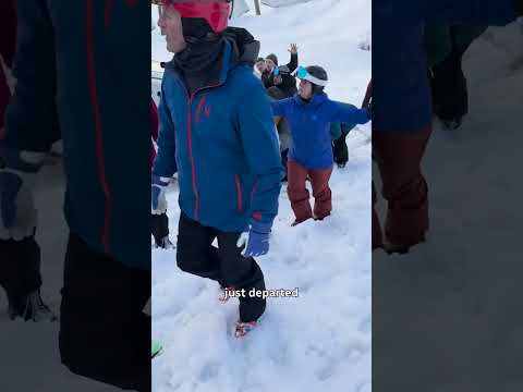 Kicking Horse gondola falls to the ground