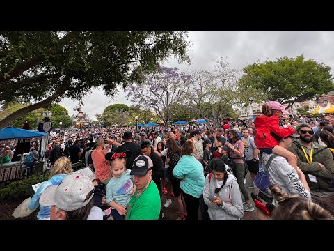 [4K] Disneyland ROPE DROP RUSH to Splash Mountain On FINAL DAY OF OPERATION 5/30/23