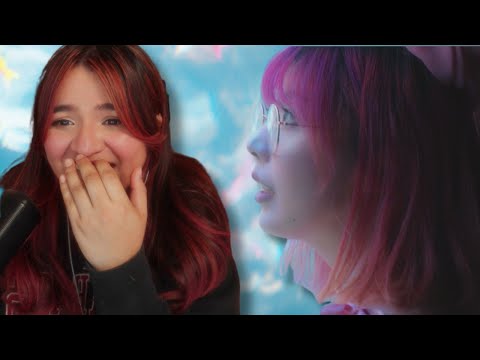 Reacting to jellyfish ♫