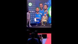 What made Yuvraj Singh, Inzamam Ul Haq, & Navjot Singh Sidhu burst into laughter 😂 before #INDvPAK?