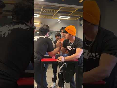 ARYAN VS DARA SINGH ARMWRESTLING😈💪