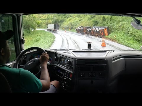 Subindo a Serra do Azeite - SP. | DAF XF 480