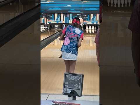 Warm up #bowling #bella #love #youtubeshorts #shorts