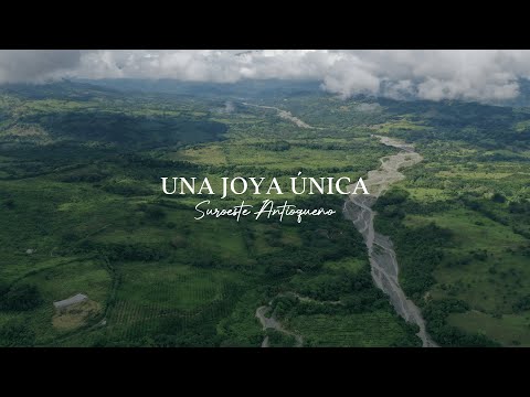 Descubre el Suroeste Antioqueño desde el Cielo: Valle del Río Poblanco y Cauca en Dron