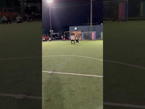 1vs1で勝てるやつかかってこいよ #フットサル#futsal#soccer#football#1vs1#shorts