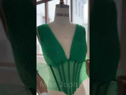 Making a corset V neck puffy sleeves green midi dress #prom #sewing #hautecouture #wedding #gown