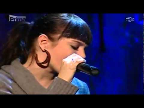 Ewa Farna - Bozi Mlejny Melou (Hadej Kdo Jsem 31.12.2008)