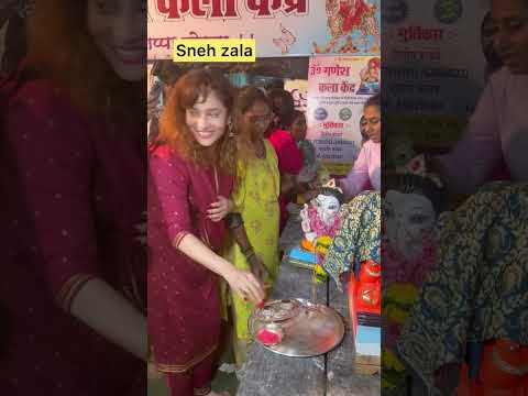 Ankita Lokhande अपने Family के साथ Ganpati Bappa लेने पोचही Gorgeoan #ganpatibappamorya