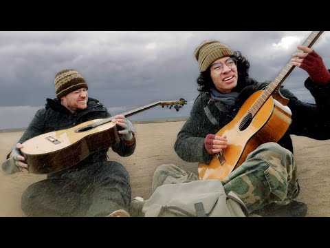 Playing Guitar with the Wind (sounds unbelievable)