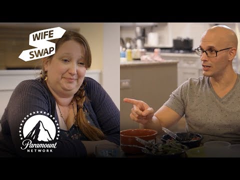 'We Talk About Big Topics' | Wife Swap Highlight